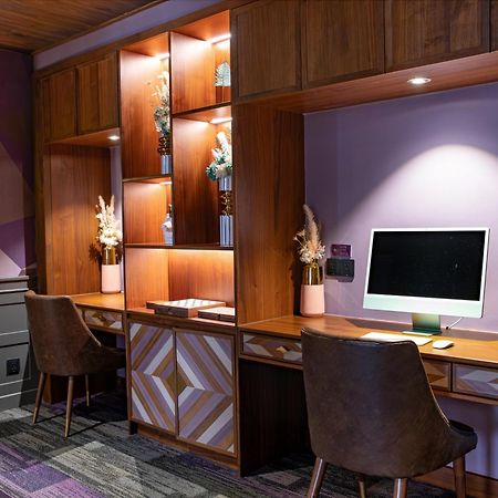 Готель Fusion Original Saigon Centre Хошимін Екстер'єр фото A home office
